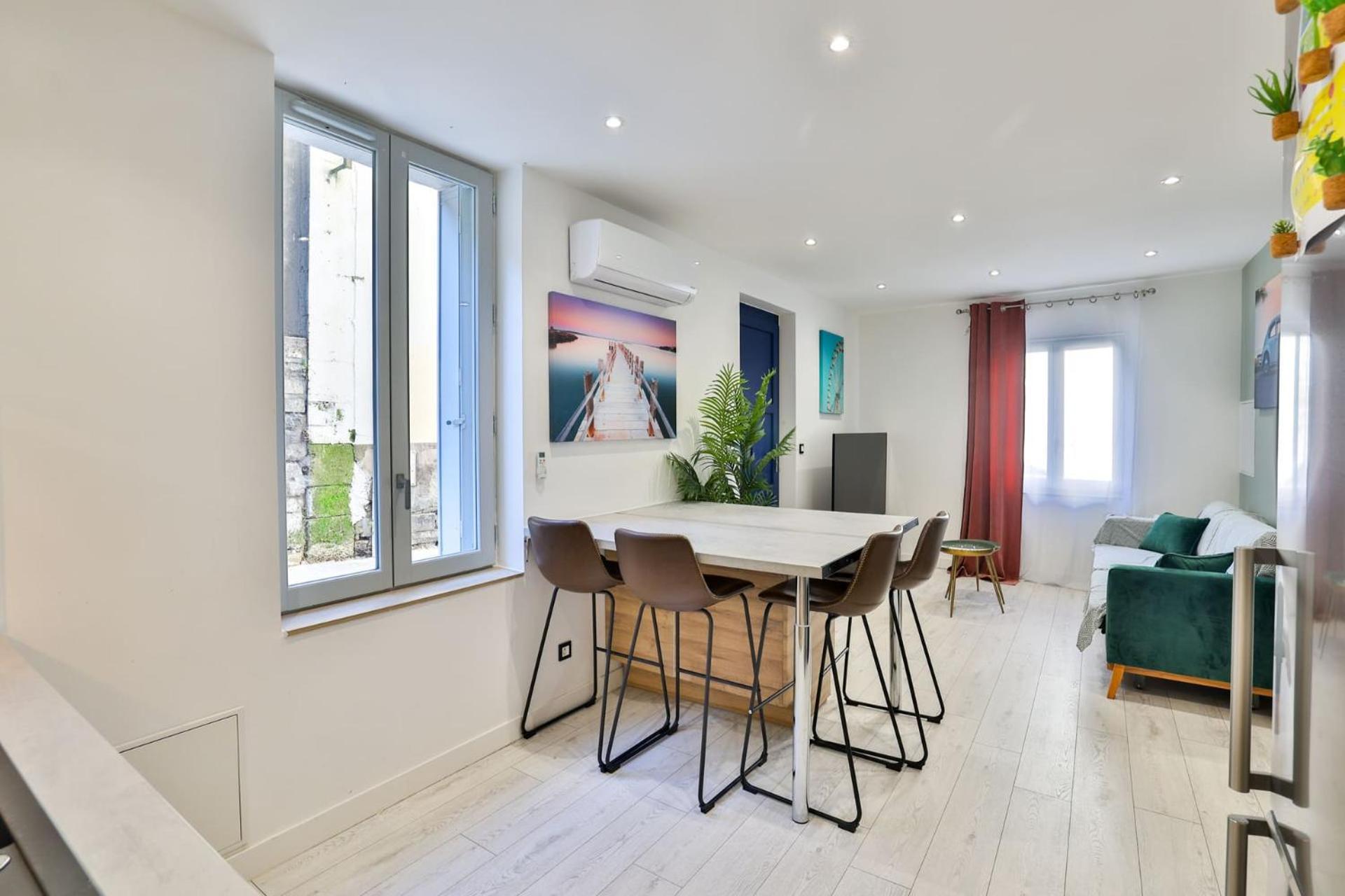 Le Lucien Eco-Appart'Hotel - Angouleme - Centre - Wifi - Parking Prive - Classe 4 Etoiles Ngoại thất bức ảnh